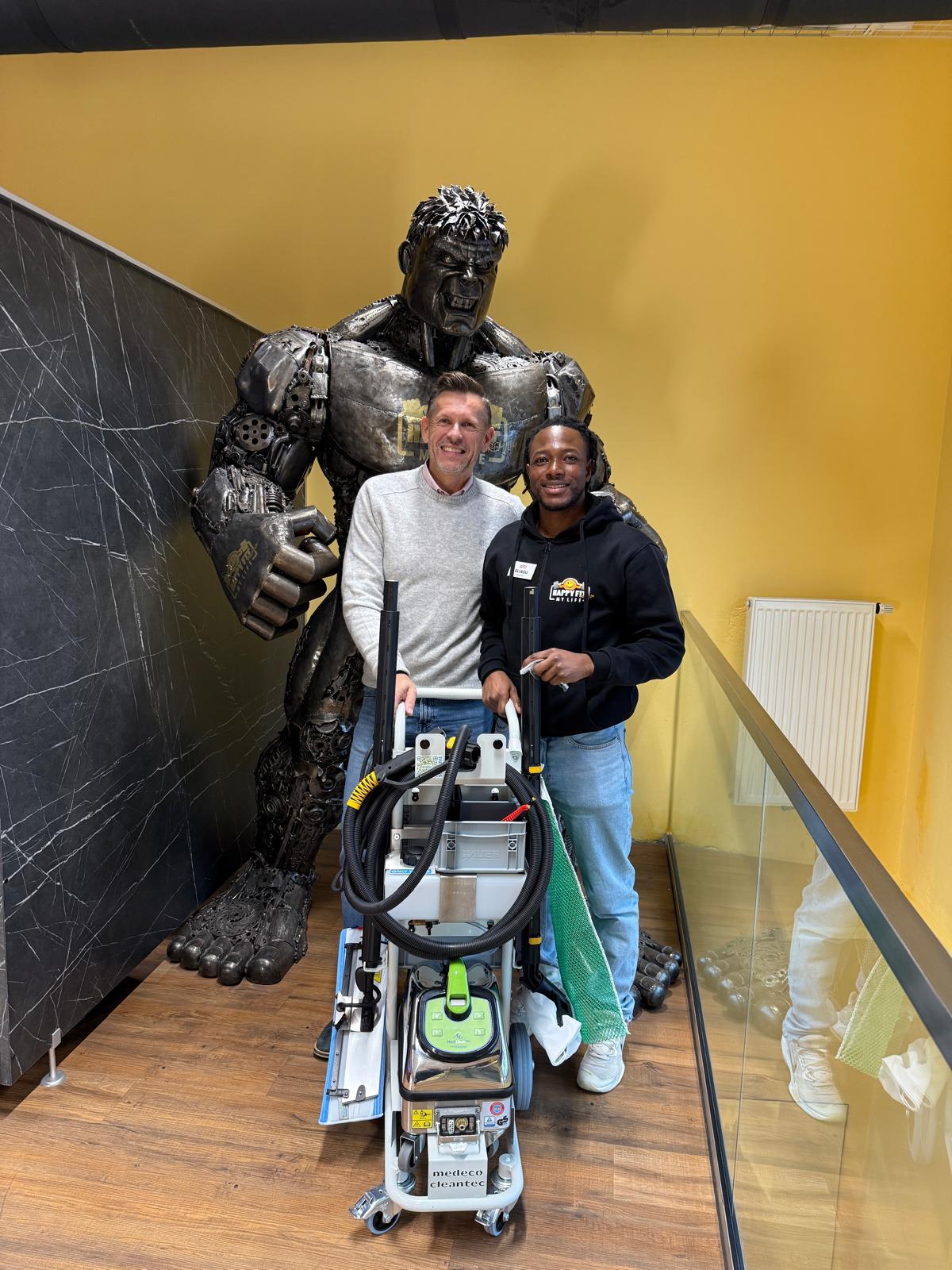 Einschlung für das Trockendampfgeräte der Firma Medeco in Wien